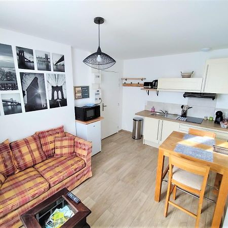 Appartement T2 "Mesange" Hyper Centre D'Ernée Exteriör bild