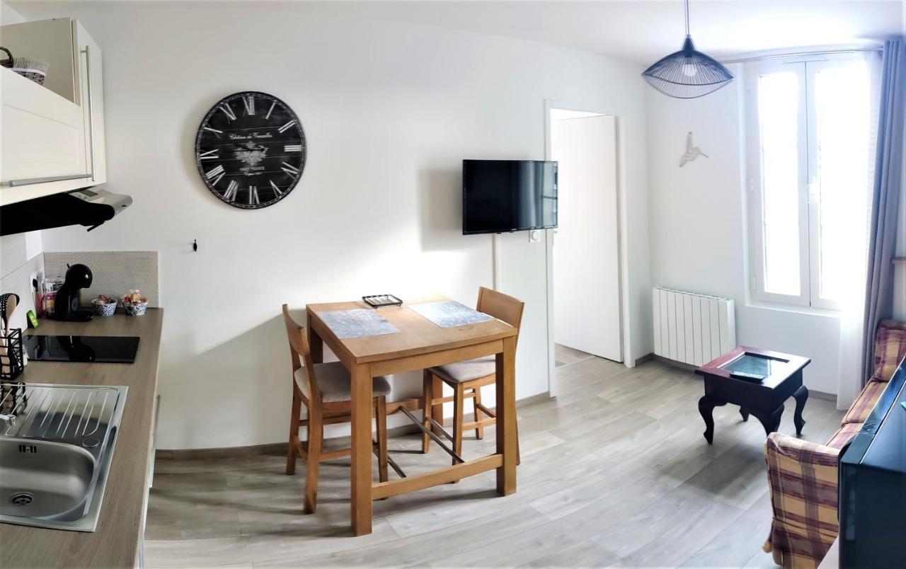 Appartement T2 "Mesange" Hyper Centre D'Ernée Exteriör bild